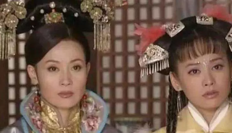 比寧靜還美的「孝莊皇后」,41歲擠走原配嫁名導,婚後19年不生子被拋棄!