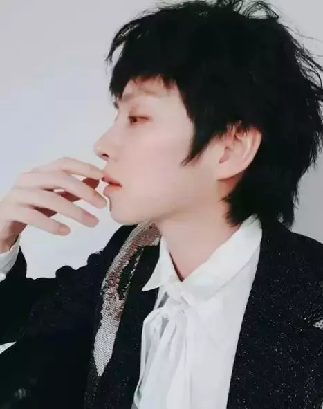 「帥氣不超過三秒」的愛豆TOP5,擁有帥氣外貌,一開口秒變諧星?