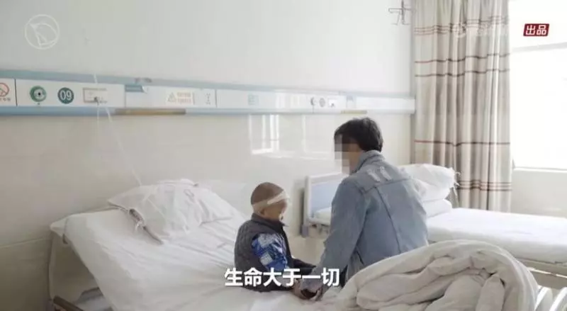 花和尚8年帶女人「生下200個孩子」 真相曝光被網讚:真正的菩薩!