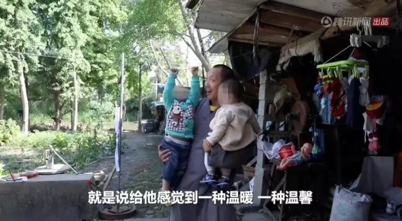 花和尚8年帶女人「生下200個孩子」 真相曝光被網讚:真正的菩薩!
