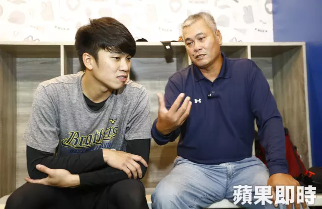 【蘋果人物】王光輝、王威晨父子的日常對話