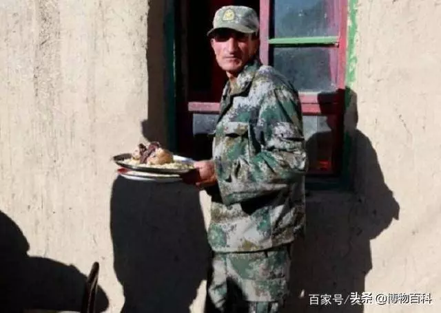 他們金發碧眼卻是中國人,駐守在中國的邊疆,喜歡被叫中國軍人!