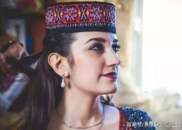 他們金發碧眼卻是中國人,駐守在中國的邊疆,喜歡被叫中國軍人!