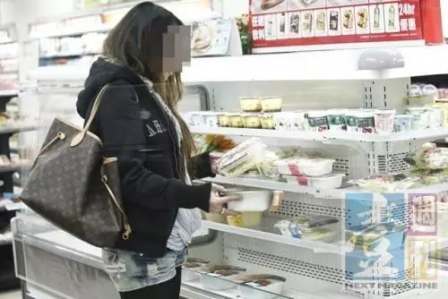 吉隆坡公主酒店,19歲! 伴隨著葡萄酒..