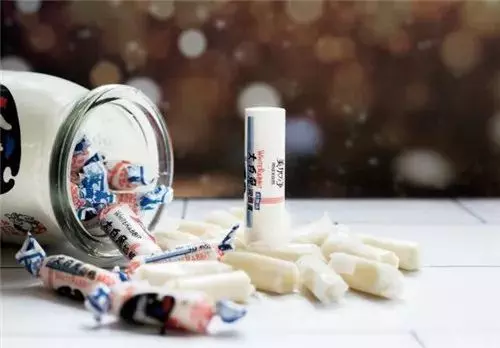 想吃!大白兔竟然出冰淇淋了?!網友:中國在搶貓爪杯,美國在搶冰淇淋...