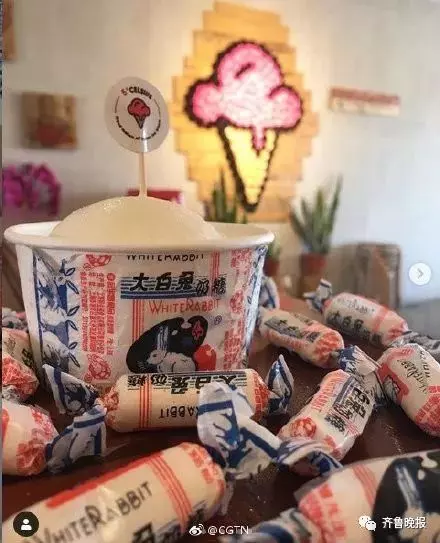 想吃!大白兔竟然出冰淇淋了?!網友:中國在搶貓爪杯,美國在搶冰淇淋...