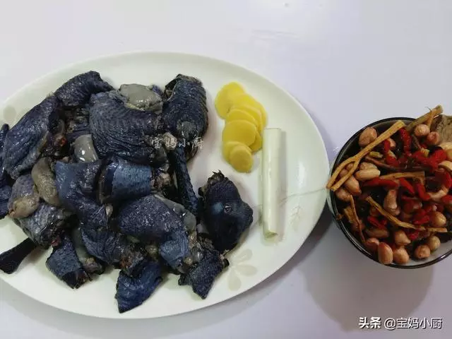 此湯女人必備,月經的時候喝,補虛強身恢復快,延緩衰老