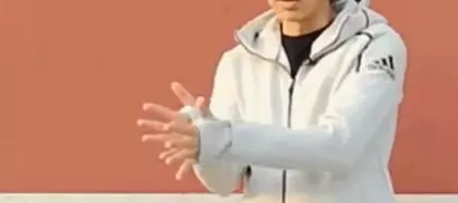 鼓掌也能排毒,每天拍手2分鐘,排出身體的毒素,對身體非常好