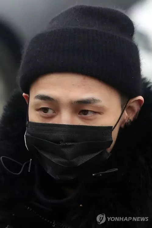 [BigBang][新聞]190303 G-Dragon沒有退伍的可能性！「審議判定合格，繼續服兵役」！