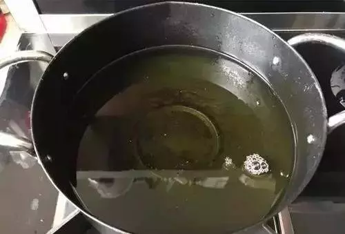 豬肉豆腐丸子,外酥里嫩,好吃又好做,做一盤瞬間就沒了