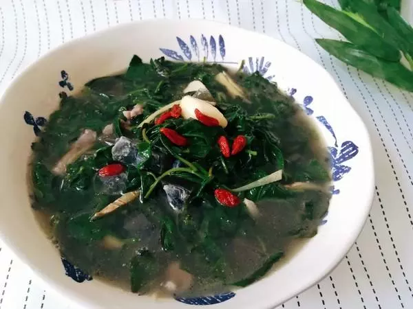 很多人沒見過這個菜,清肝明目比胡蘿蔔更好,孩子吃了提高視力
