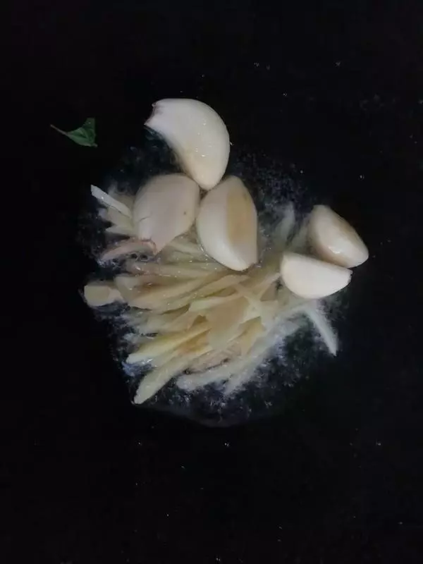 很多人沒見過這個菜,清肝明目比胡蘿蔔更好,孩子吃了提高視力