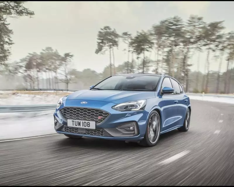6秒內破百 Ford Focus ST