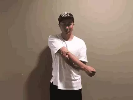 每天5分鐘,7個簡單拉筋術,助你撥慢衰老時鐘,40歲變25歲