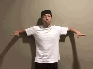 每天5分鐘,7個簡單拉筋術,助你撥慢衰老時鐘,40歲變25歲