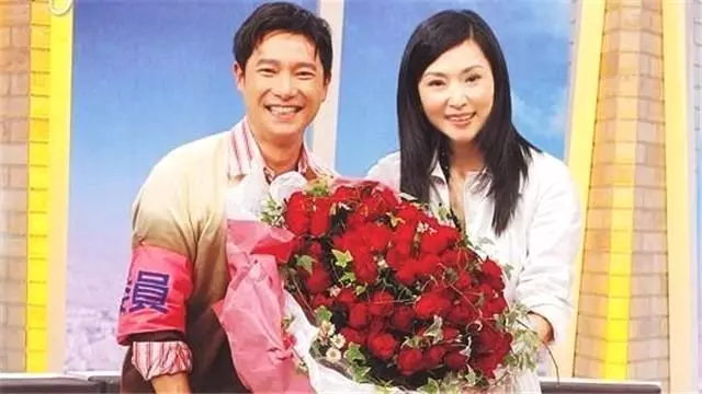 她是最美「林黛玉」,出道28年無緋聞,一輩子就一位男朋友,今52歲依舊單身