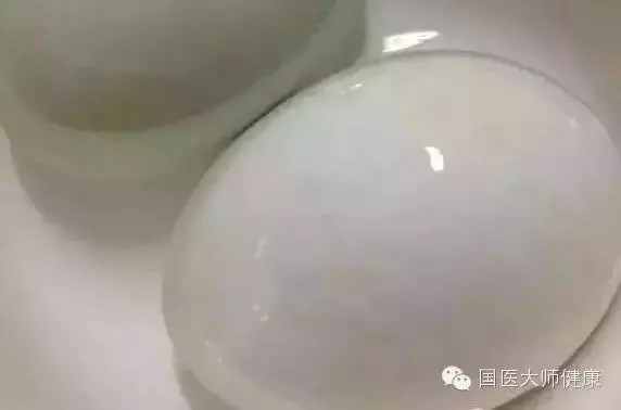 掌握此法,鹹鴨蛋都流油、帶沙!自己醃、選購都管用~這樣醃既不臭又不壞,方法簡單,不信你試試!