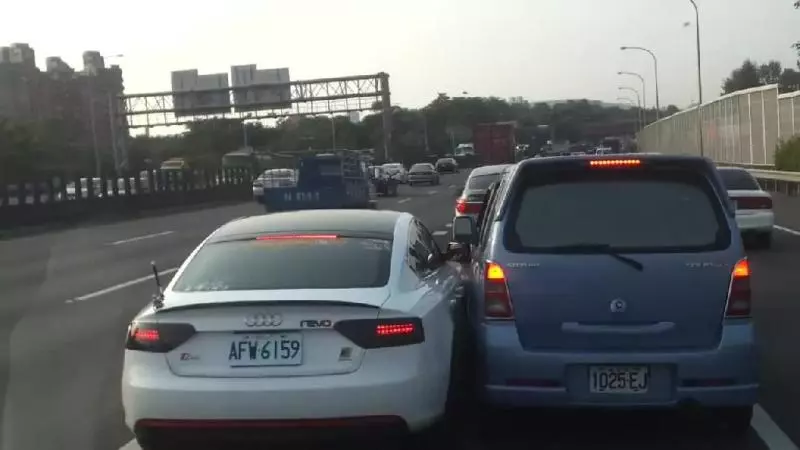 注意!下交流道「插隊」會被重罰 政府新增18處電眼:最高罰六千