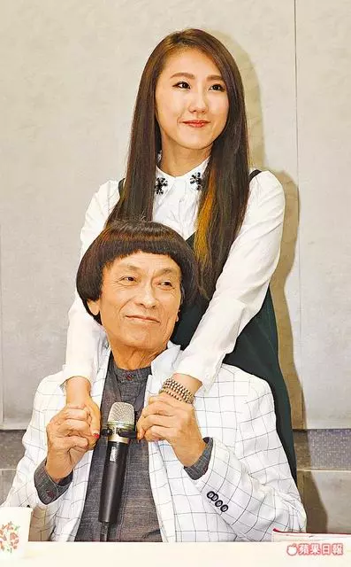 豬哥亮走2年...謝金晶「沒和姊姊聯絡」像陌生人 她提起「爸爸走前的交代」哽咽:我沒有做好...
