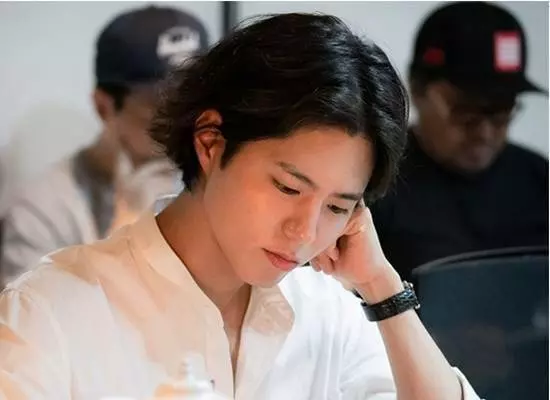 37歲宋慧喬換髮型了,直接把長發減掉,一款波波短髮,直接顯小20歲,阿姨瞬間變少女~