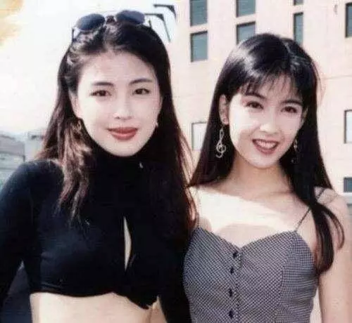 53歲羅美薇美得高貴,強大背景曝光,網友:張學友顯然是高攀了?