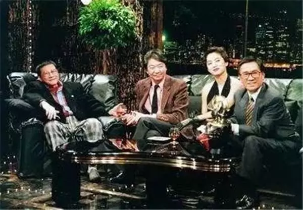 他罵過劉德華笨、打過李小龍、嗆成龍太下流…你可能不知道他,但知道後絕對雙膝一軟!