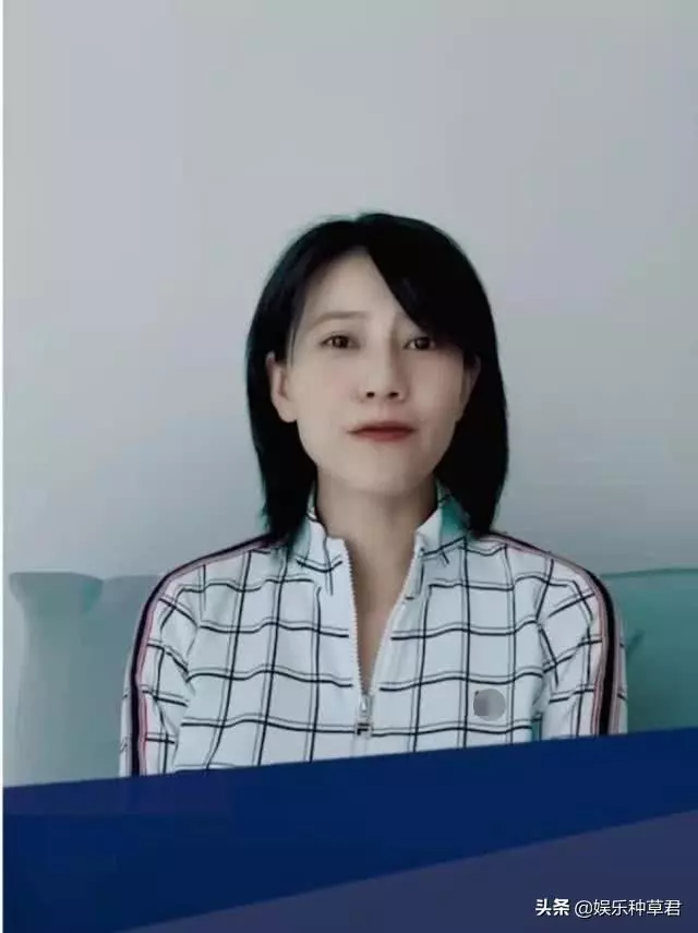 高圓圓被曝懷孕後終於公開露面,樣子變了臉腫鼻大被指孕相明顯!