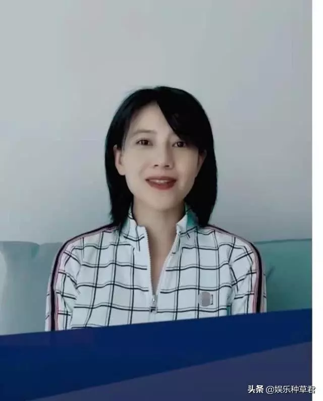 高圓圓被曝懷孕後終於公開露面,樣子變了臉腫鼻大被指孕相明顯!
