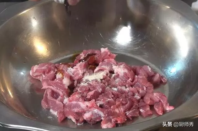 羊肉這樣做,肉質細嫩,香飄四溢,掌握這個關鍵,比飯店做的好吃
