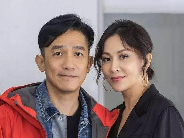 舒淇曬與劉嘉玲合影夸其年輕,劉嘉玲搞怪回應:一直在吃防腐劑!