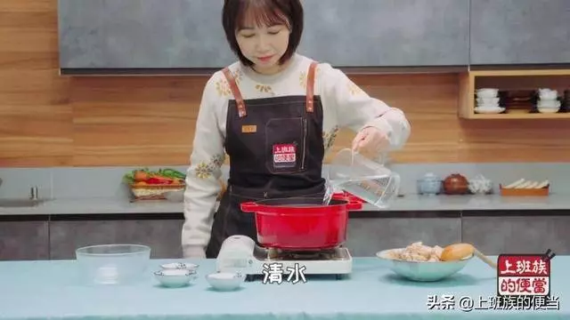 海南人這樣燉雞太清甜了,喝一口渾身都暖