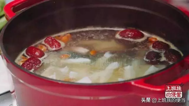 海南人這樣燉雞太清甜了,喝一口渾身都暖