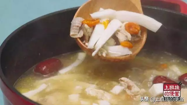 海南人這樣燉雞太清甜了,喝一口渾身都暖
