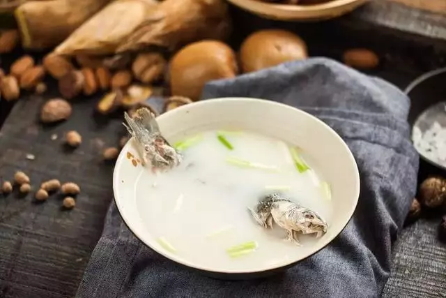 多吃這四種草,少吃很多葯,比人蔘鹿茸還有效!
