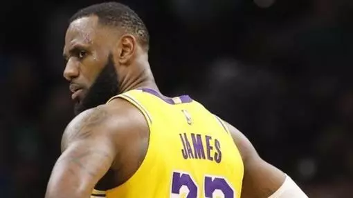 NBA/太爛!歌手5元喊賣湖人季票