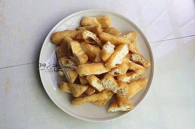 豆腐加它一起煮,不放一粒鹽,咸鮮軟綿,越吃越香,出奇美味!