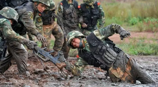 看完解放軍訓練後,有美專家表示:希望他們永遠別出國門