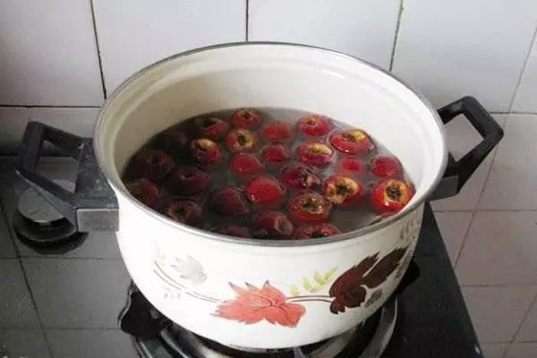 常吃紅棗的人,健康不會遠離你,但切記「2不」,早知道早好