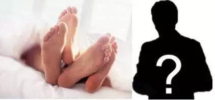 【紙包不住火】某政黨區部拿督領袖,敢敢勾引包養人妻 !! 買車供屋還教唆離婚