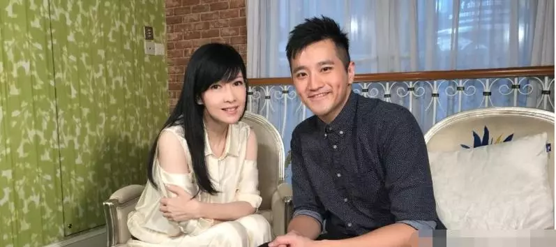 被丈夫帶了八次綠帽, 還有三次被捉姦在床,都這樣了她還是不肯離婚!