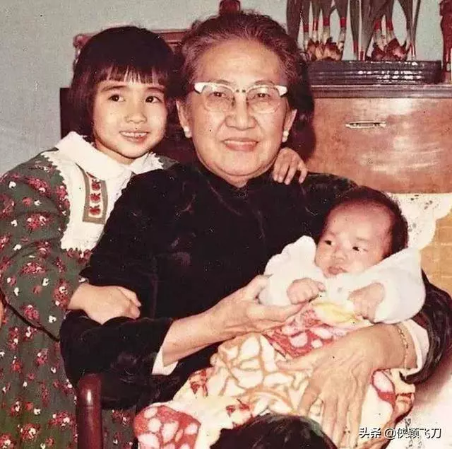 黎姿第一任男友黃玉郎再婚!奉子成婚娶小37歲嫩妻,據說已經懷了第五胎,非常開心!