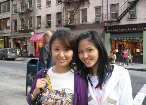 林心如小8歲妹妹曝光,是我們熟悉的她,網友:難怪一直不願公開!