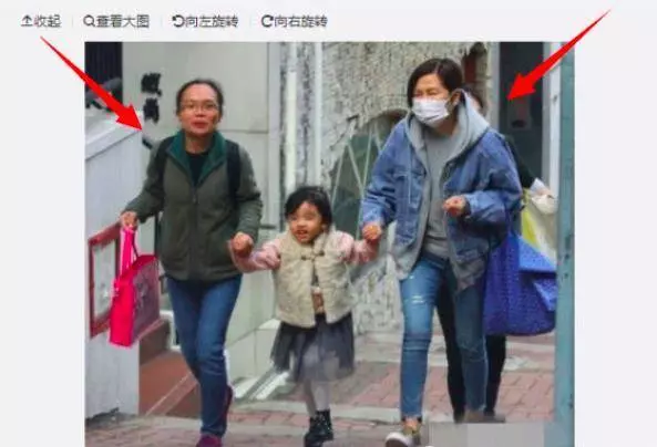 劉愷威媽媽帶孫女外出,小糯米一本正經地坐著,笑起來超像楊冪
