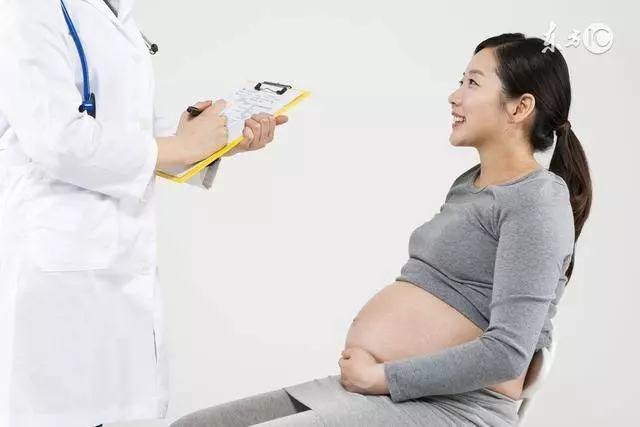 懷孕三個月,婆婆逼我打掉,我堅持把孩子生下來後,她卻沒臉見我