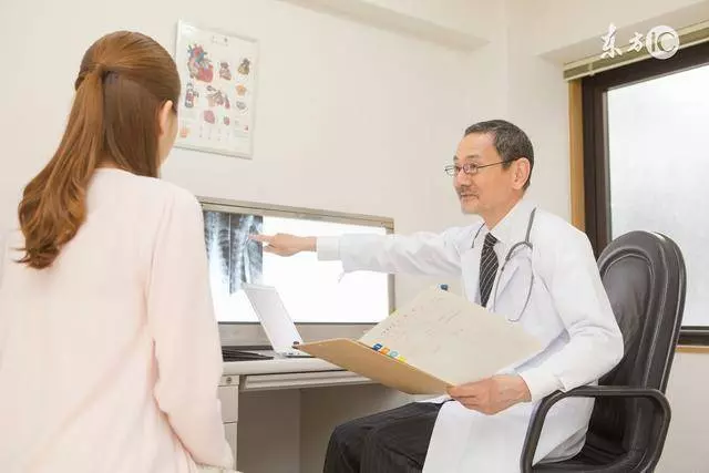 懷孕三個月,婆婆逼我打掉,我堅持把孩子生下來後,她卻沒臉見我