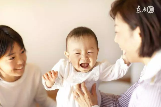懷孕三個月,婆婆逼我打掉,我堅持把孩子生下來後,她卻沒臉見我