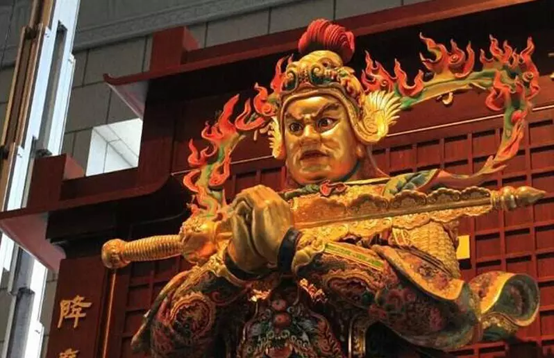 《有圖有真相》臺灣921大地震(台中東勢王朝大樓倒塌),鍾永祥中醫師見證了佛菩薩(觀世音菩薩)的神跡∼持誦「觀音聖號」得