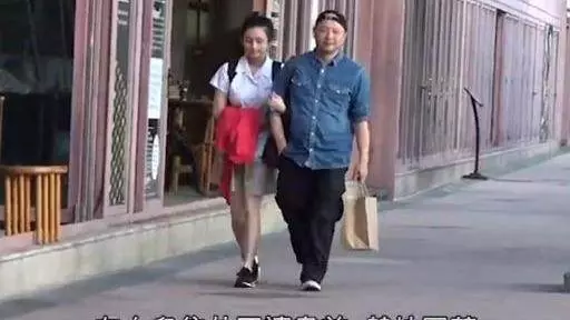 邱淑貞送女兒出國不停碎碎念,17歲沈月扁嘴撒嬌太可愛了
