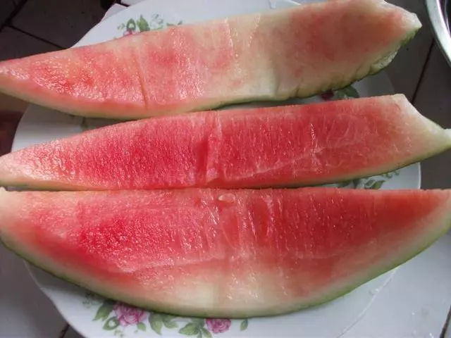 教你一個妙招,家裡蒼蠅、蚊子、小飛蟲來一隻滅一隻,再也不煩惱