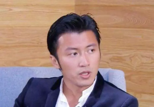 謝霆鋒直言王菲是最乾淨的女人,張柏芝無言以對,網友:渣男無疑
